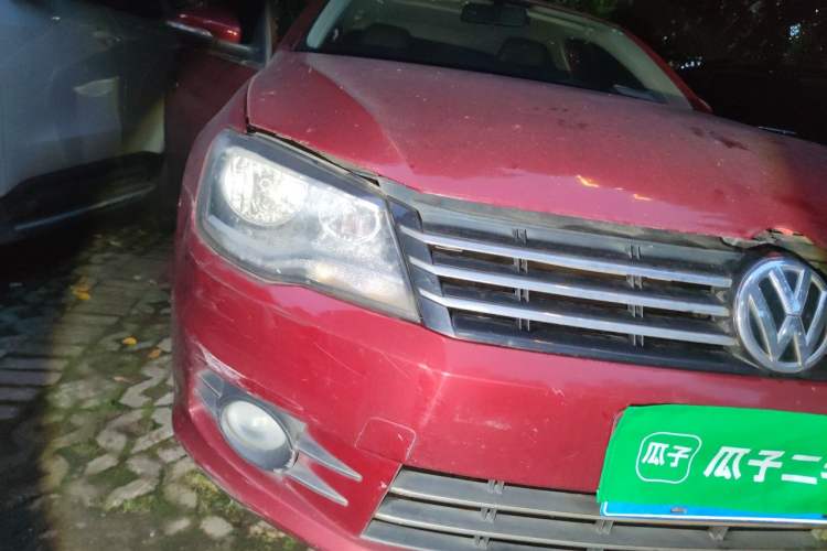 Used Volkswagen Bora 2014 1.6L Automatic Comfort Model Right Front Headlight