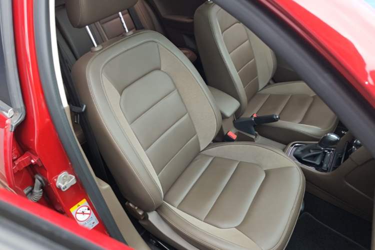 Used Volkswagen Bora 2014 1.6L Automatic Comfort Model Right Front Seat