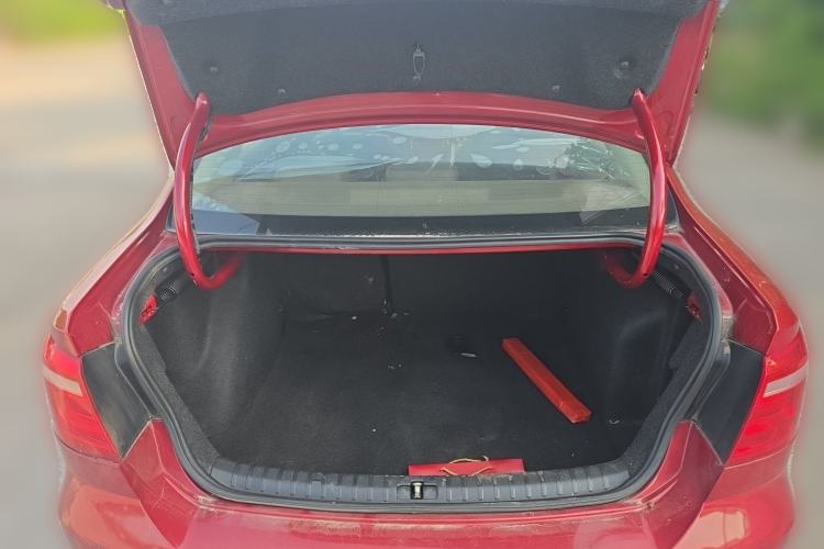 Used Volkswagen Bora 2014 1.6L Automatic Comfort Model Trunk