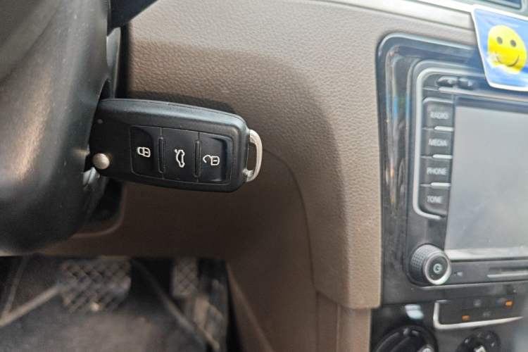 Used Volkswagen Bora 2014 1.4TSI Automatic Comfort Model Vehicle Key