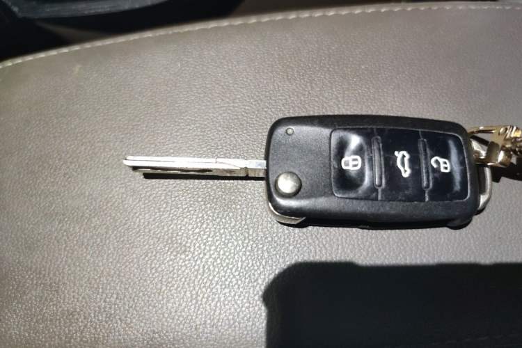 Used Volkswagen Bora 2014 1.6L Automatic Comfort Model Vehicle Key