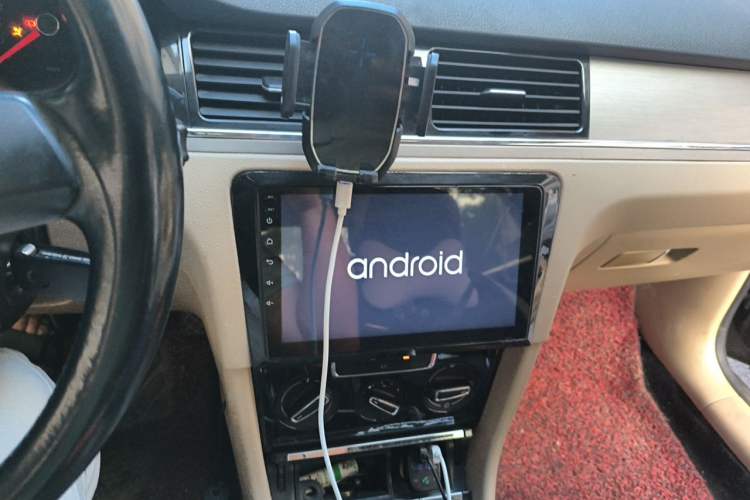 Used Volkswagen Bora 2014 1.6L Manual Comfort Model Audio And AC Panel