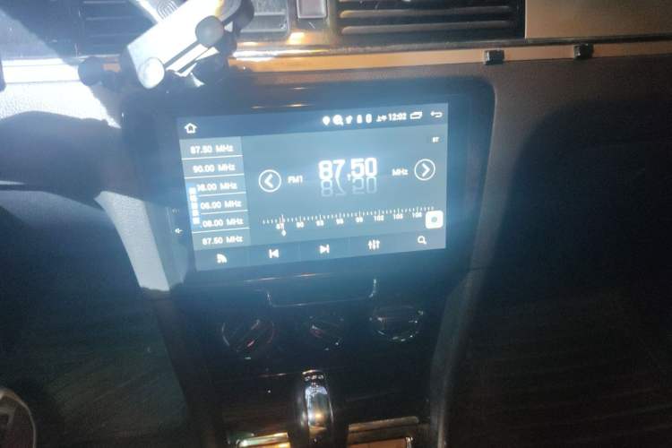 Used Volkswagen Bora 2014 1.4TSI Automatic Comfort Model Audio And AC Panel