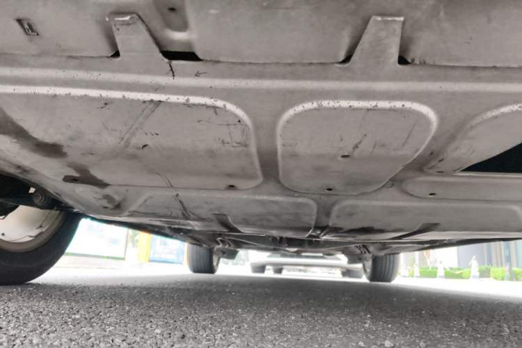 Used Volkswagen Bora 2014 1.6L Automatic Comfort Model Chassis Front
