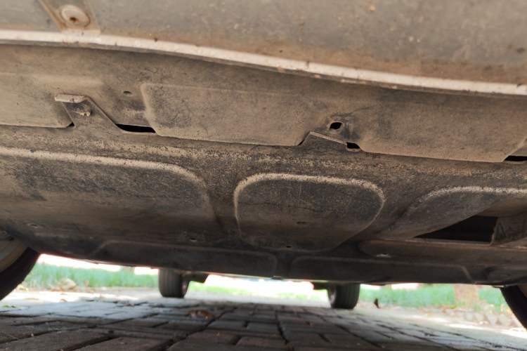 Used Volkswagen Bora 2014 1.6L Automatic Comfort Model Chassis Front