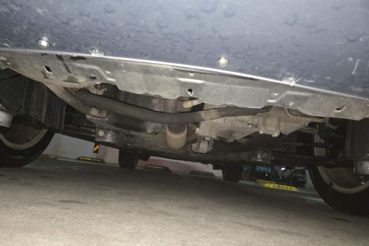 Used Volkswagen Bora 2014 1.6L Manual Comfort Model Chassis Front