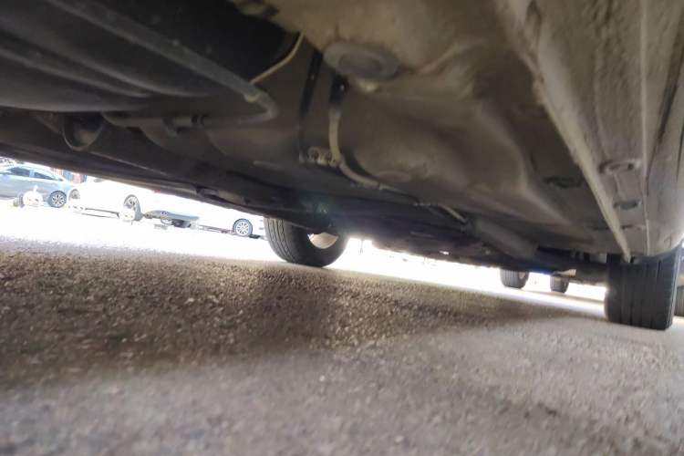 Used Volkswagen Bora 2014 1.6L Automatic Comfort Model Chassis Rear Right
