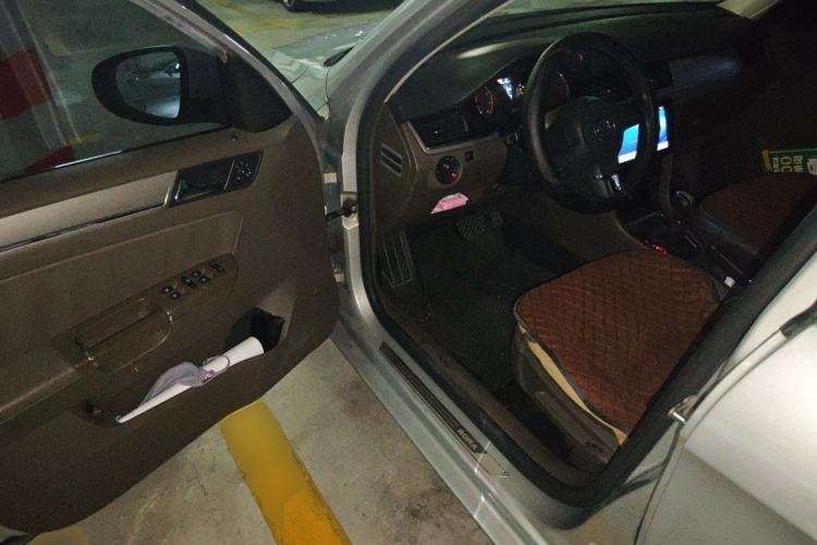 Used Volkswagen Bora 2014 1.6L Automatic Comfort Model Driver Seat