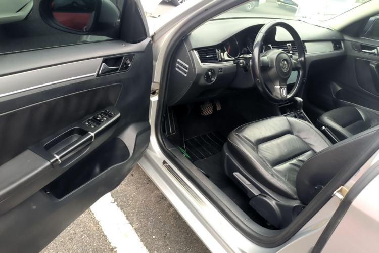 Used Volkswagen Bora 2014 1.6L Automatic Comfort Model Driver Seat