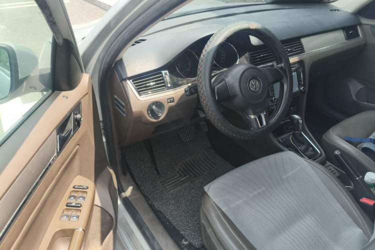 Used Volkswagen Bora 2014 1.6L Automatic Comfort Model Driver Seat