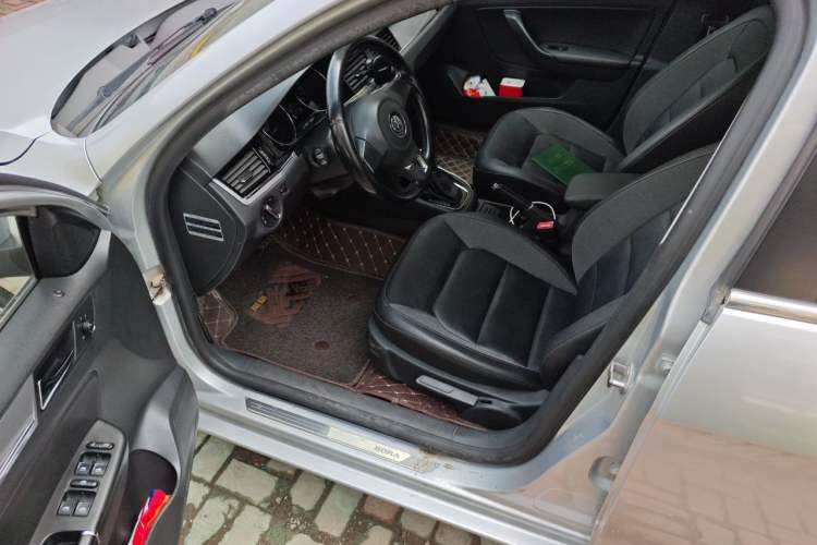 Used Volkswagen Bora 2014 1.6L Automatic Comfort Model Driver Seat