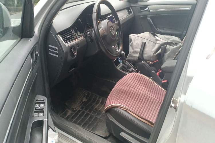 Used Volkswagen Bora 2014 1.6L Automatic Comfort Model Driver Seat