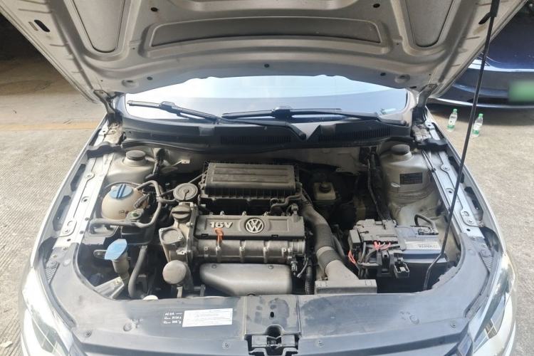 Used Volkswagen Bora 2014 1.6L Automatic Comfort Model Engine Bay