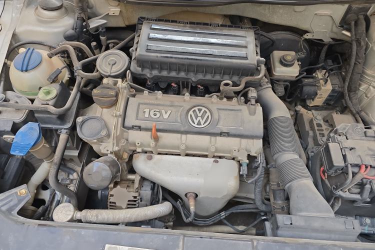 Used Volkswagen Bora 2014 1.6L Automatic Comfort Model Engine Bay