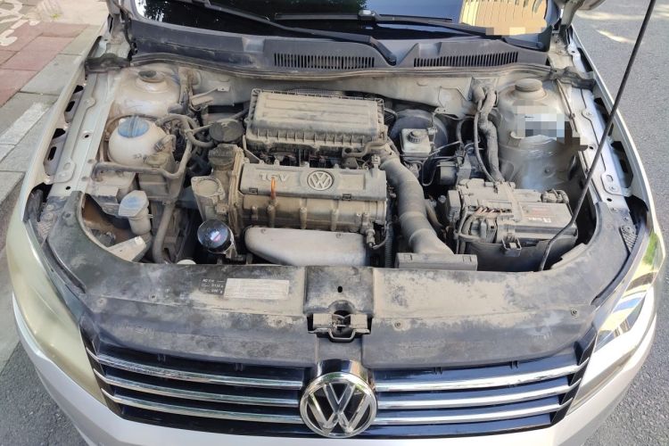 Used Volkswagen Bora 2014 1.6L Automatic Comfort Model Engine Bay