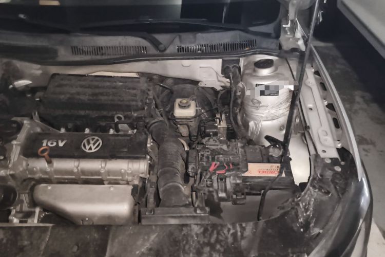 Used Volkswagen Bora 2014 1.6L Automatic Comfort Model Engine Bay Left