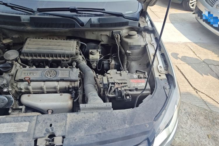 Used Volkswagen Bora 2014 1.6L Automatic Comfort Model Engine Bay Left