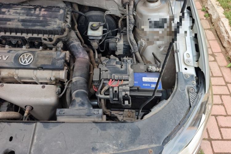 Used Volkswagen Bora 2014 1.6L Automatic Comfort Model Engine Bay Left