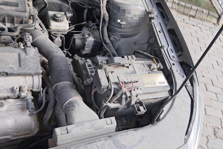 Used Volkswagen Bora 2014 1.6L Automatic Comfort Model Engine Bay Left