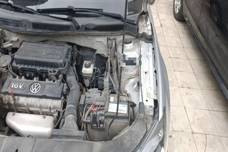 Used Volkswagen Bora 2014 1.6L Automatic Comfort Model Engine Bay Left