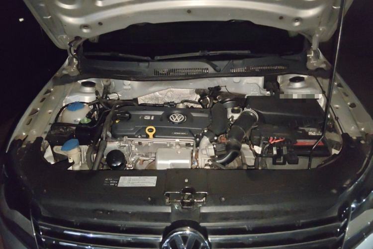 Used Volkswagen Bora 2014 1.4TSI Automatic Comfort Model Engine Bay