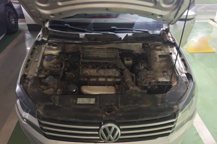 Used Volkswagen Bora 2014 1.6L Manual Fashion Edition Engine Bay
