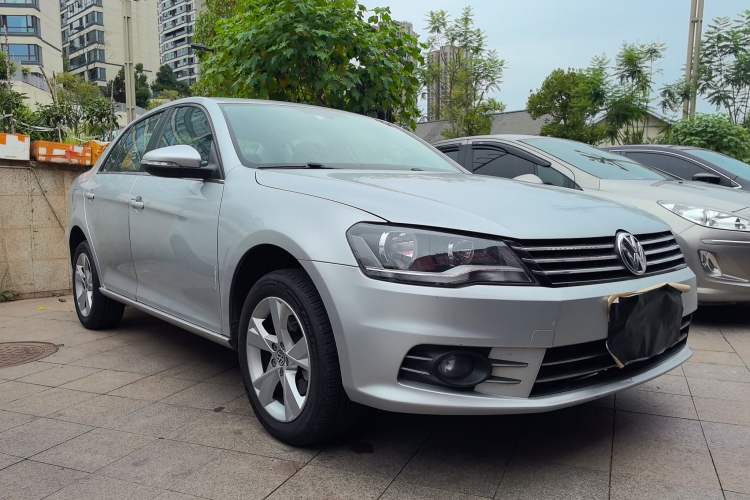 Used Volkswagen Bora 2014 1.6L Automatic Comfort Model Exterior 2