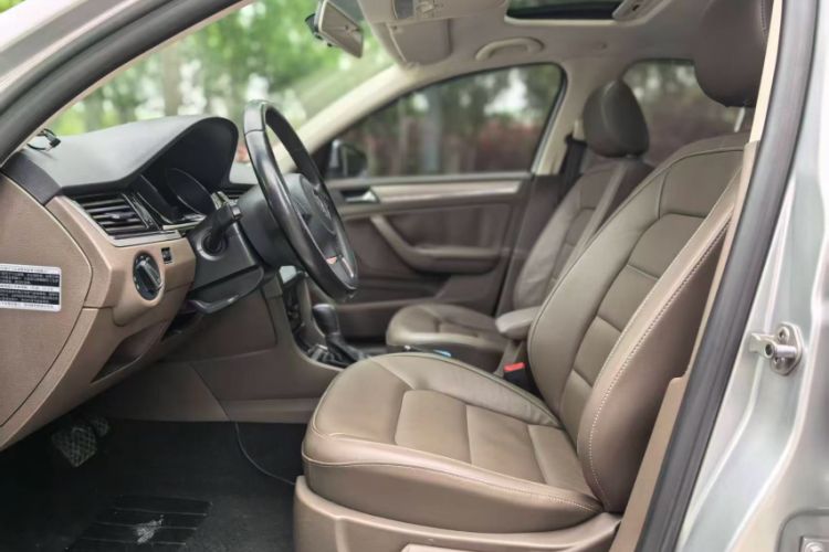 Used Volkswagen Bora 2014 1.6L Automatic Comfort Model Exterior 2