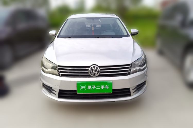 Used Volkswagen Bora 2014 1.6L Manual Fashion Edition Front