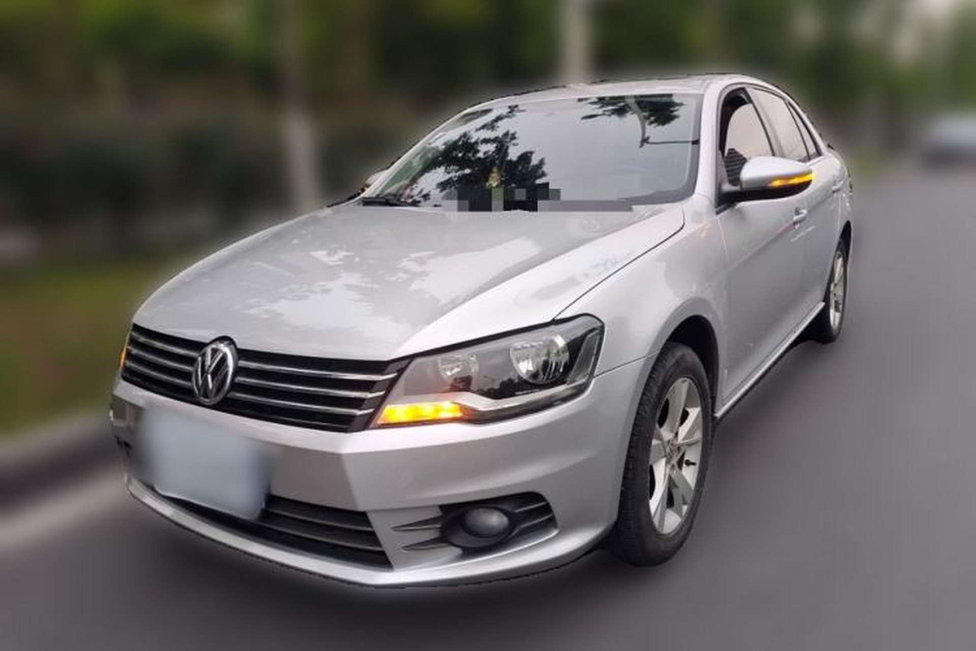 Used Volkswagen Bora 2014 1.6L Automatic Comfort Model Front Left 45 Deg