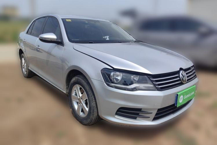 Used Volkswagen Bora 2014 1.6L Manual Fashion Edition Front Right 45 Deg