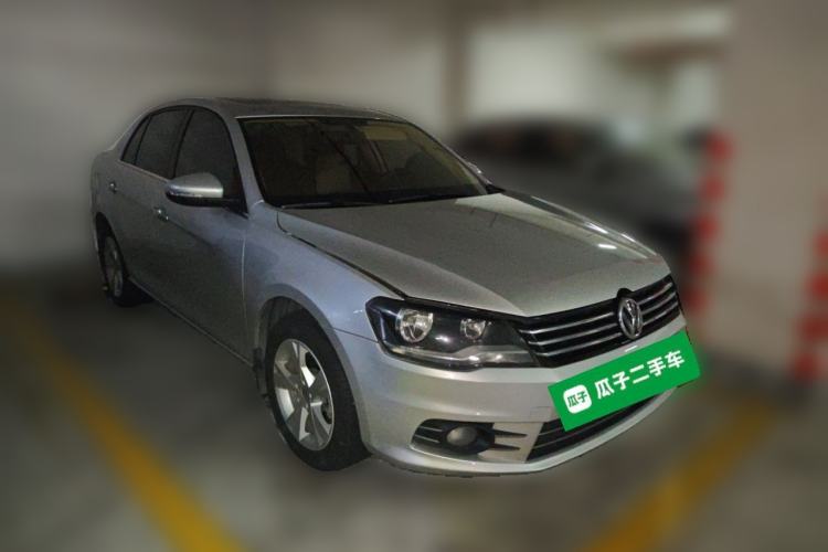 Used Volkswagen Bora 2014 1.6L Automatic Comfort Model Front Right 45 Deg