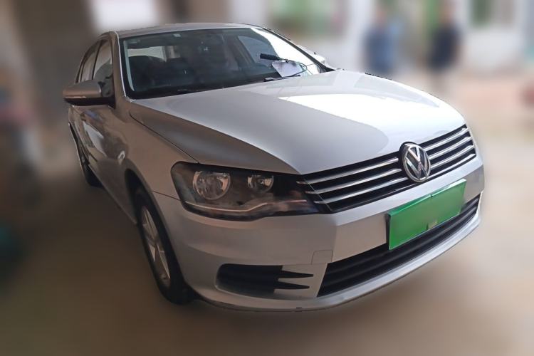 Used Volkswagen Bora 2014 1.6L Manual Fashion Edition Front Right 45 Deg