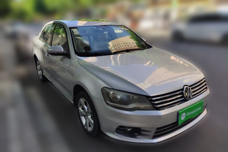 Used Volkswagen Bora 2014 1.6L Automatic Comfort Model Front Right 45 Deg