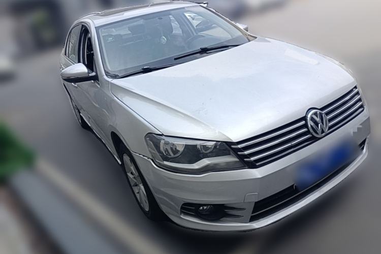 Used Volkswagen Bora 2014 1.6L Automatic Comfort Model Front Right 45 Deg
