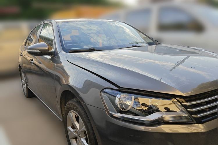 Used Volkswagen Bora 2014 1.6L Manual Comfort Model Front Right 45 Deg