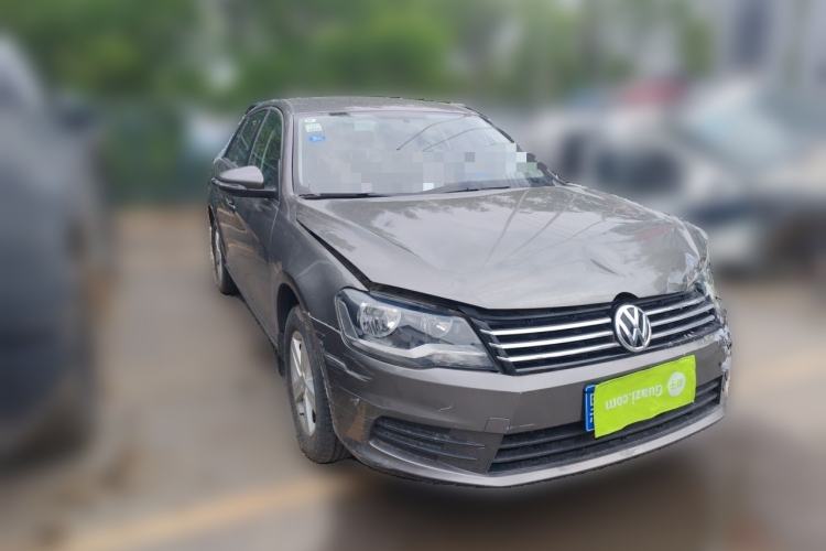 Used Volkswagen Bora 2014 1.6L Automatic Fashion Model Front Right 45 Deg