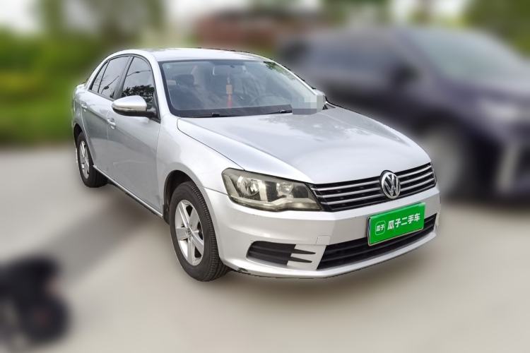 Used Volkswagen Bora 2014 1.6L Manual Fashion Edition Front Right 45 Deg