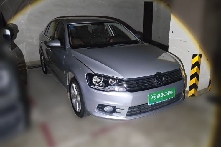 Used Volkswagen Bora 2014 1.4TSI Automatic Comfort Model Front Right 45 Deg
