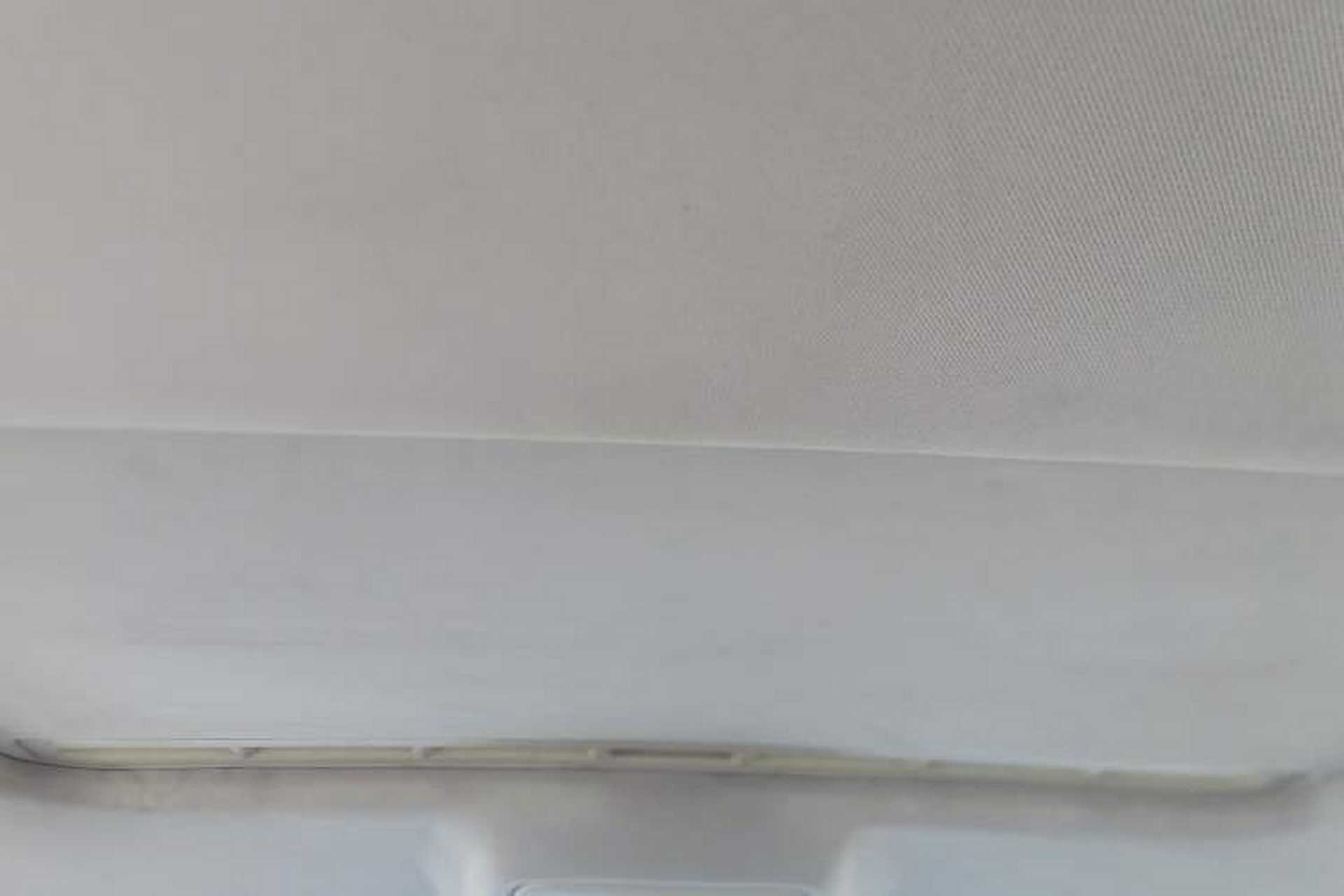 Used Volkswagen Bora 2014 1.6L Manual Comfort Model Headliner