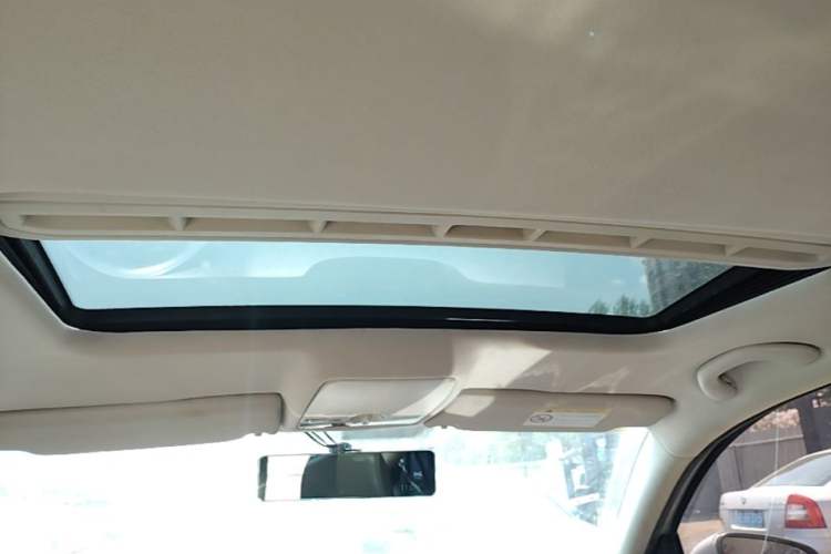 Used Volkswagen Bora 2014 1.6L Automatic Comfort Model Headliner