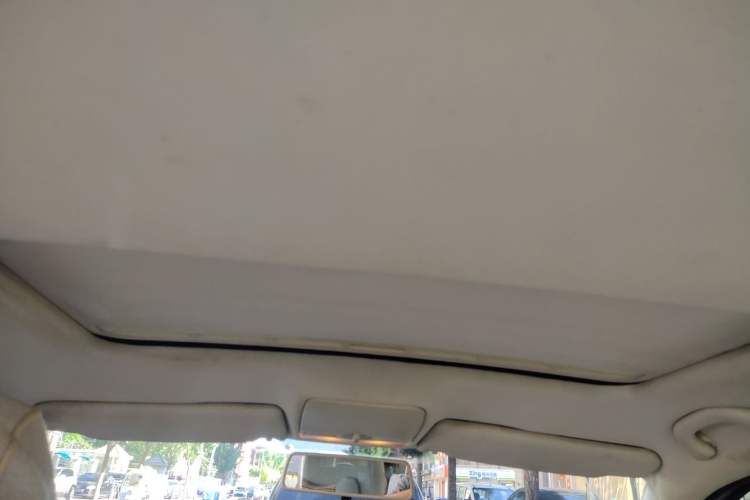 Used Volkswagen Bora 2014 1.6L Automatic Comfort Model Headliner
