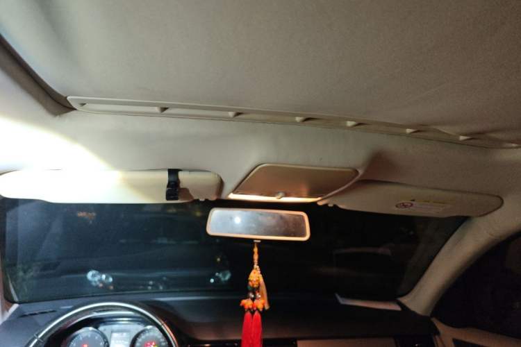 Used Volkswagen Bora 2014 1.4TSI Automatic Comfort Model Headliner