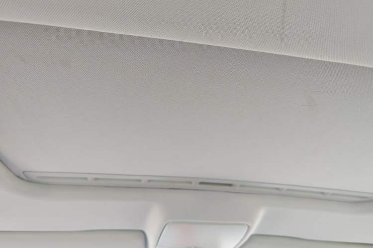 Used Volkswagen Bora 2014 1.6L Automatic Comfort Model Headliner