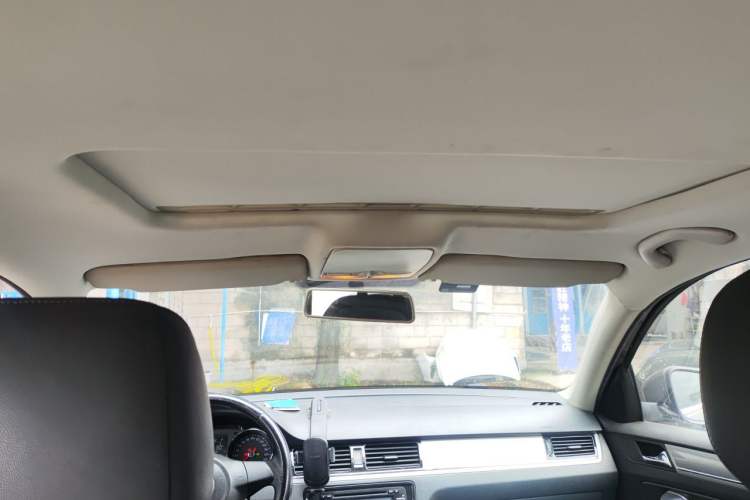 Used Volkswagen Bora 2014 1.6L Automatic Comfort Model Headliner