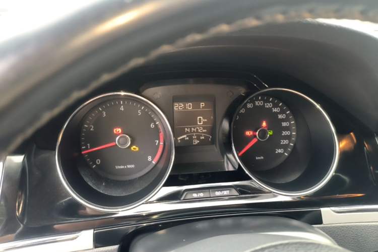 Used Volkswagen Bora 2014 1.6L Automatic Comfort Model Instrument Cluster