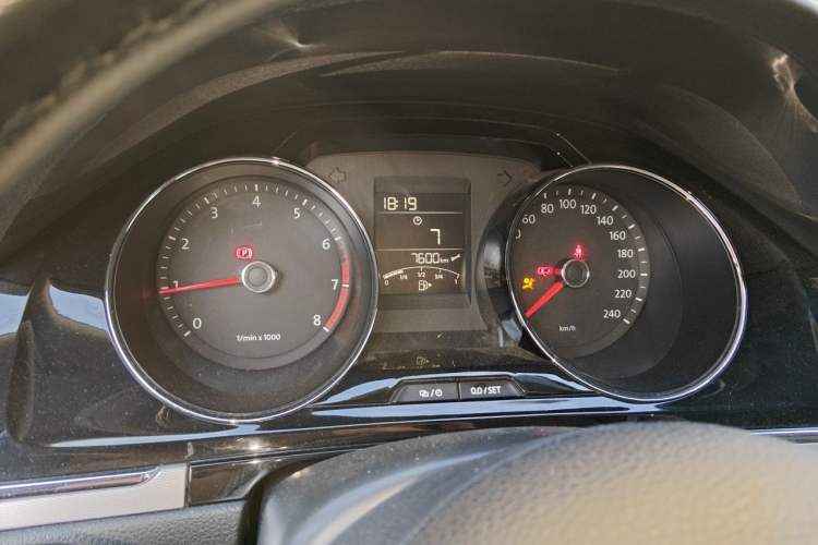Used Volkswagen Bora 2014 1.6L Manual Comfort Model Instrument Cluster