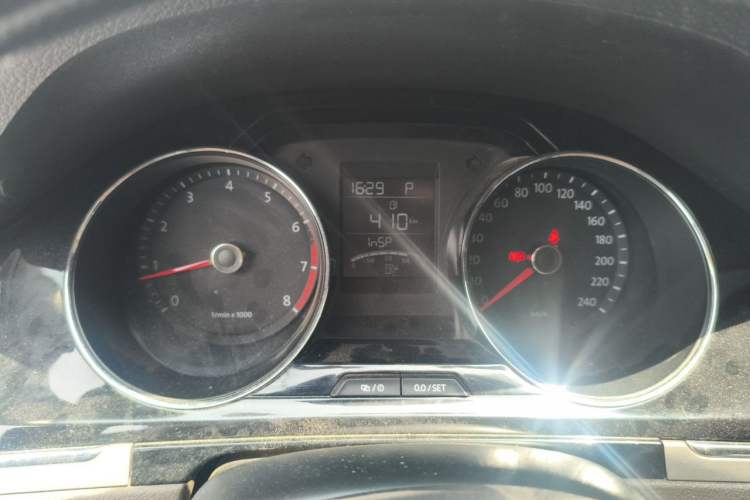 Used Volkswagen Bora 2014 1.6L Automatic Comfort Model Instrument Cluster