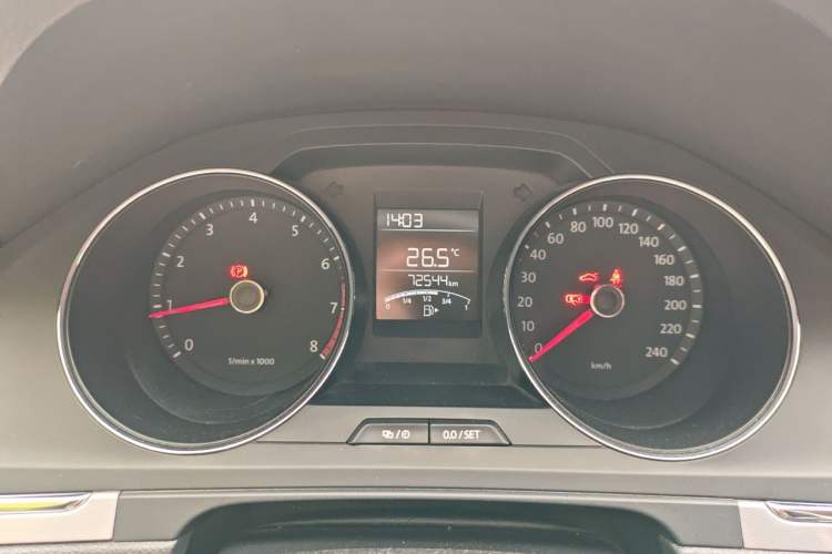 Used Volkswagen Bora 2014 1.6L Manual Fashion Edition Instrument Cluster