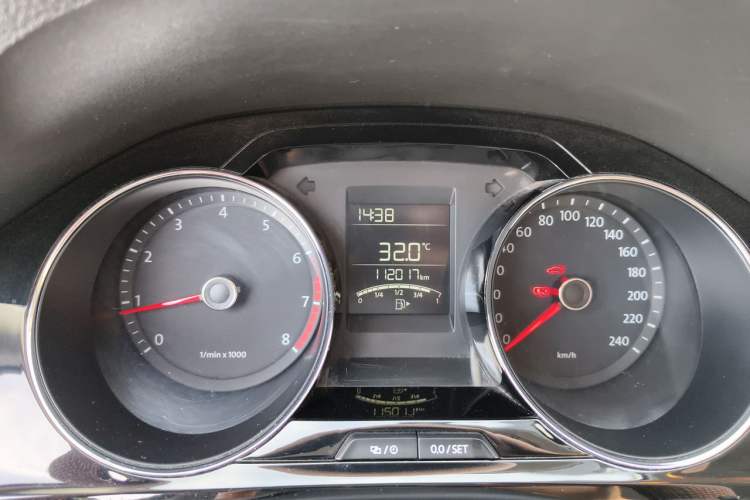 Used Volkswagen Bora 2014 1.6L Manual Comfort Model Instrument Cluster